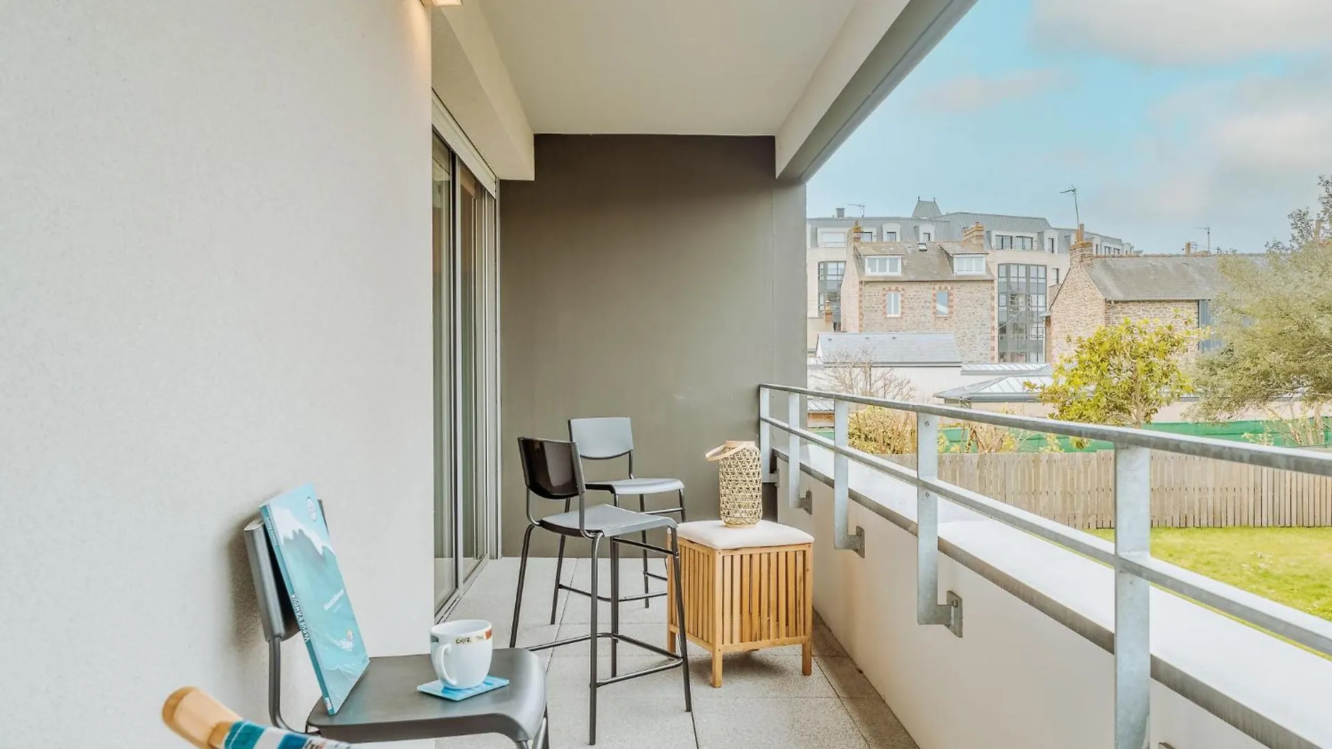 Apartment Zephyr By Interhome Динар